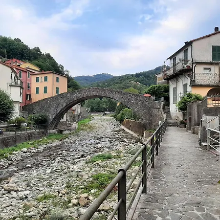 La Casetta Di Bianca Casa de Férias Riccò del Golfo di Spezia